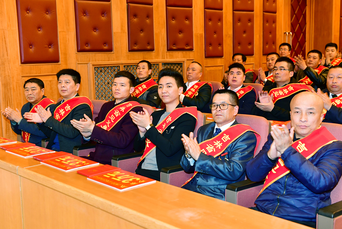 表彰！蒋正全等18人被授予“陕西省见义勇为英雄” -- 陕西头条客户端
